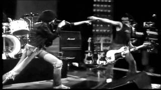 Ramones - Baby I Love You - A tribute to Joey Ramone