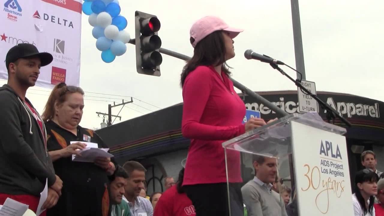 ABC7 Los Angeles Ellen Leyva Speaks at 29th Annual AIDS Walk Los