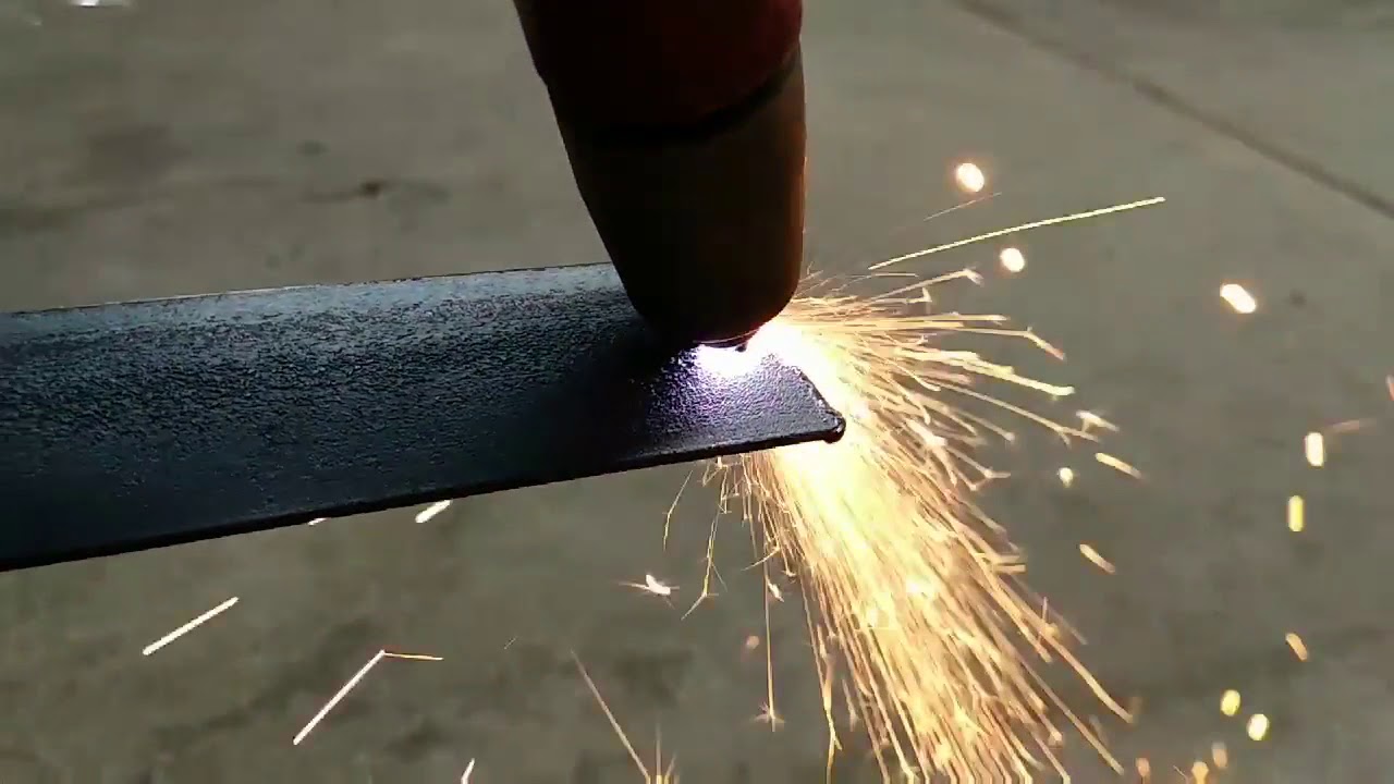 Mașină de taiat cu jet de plasma ProWELD CUT 60