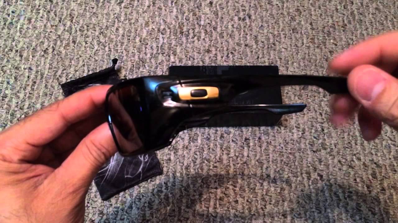 Oakley Style Switch - YouTube