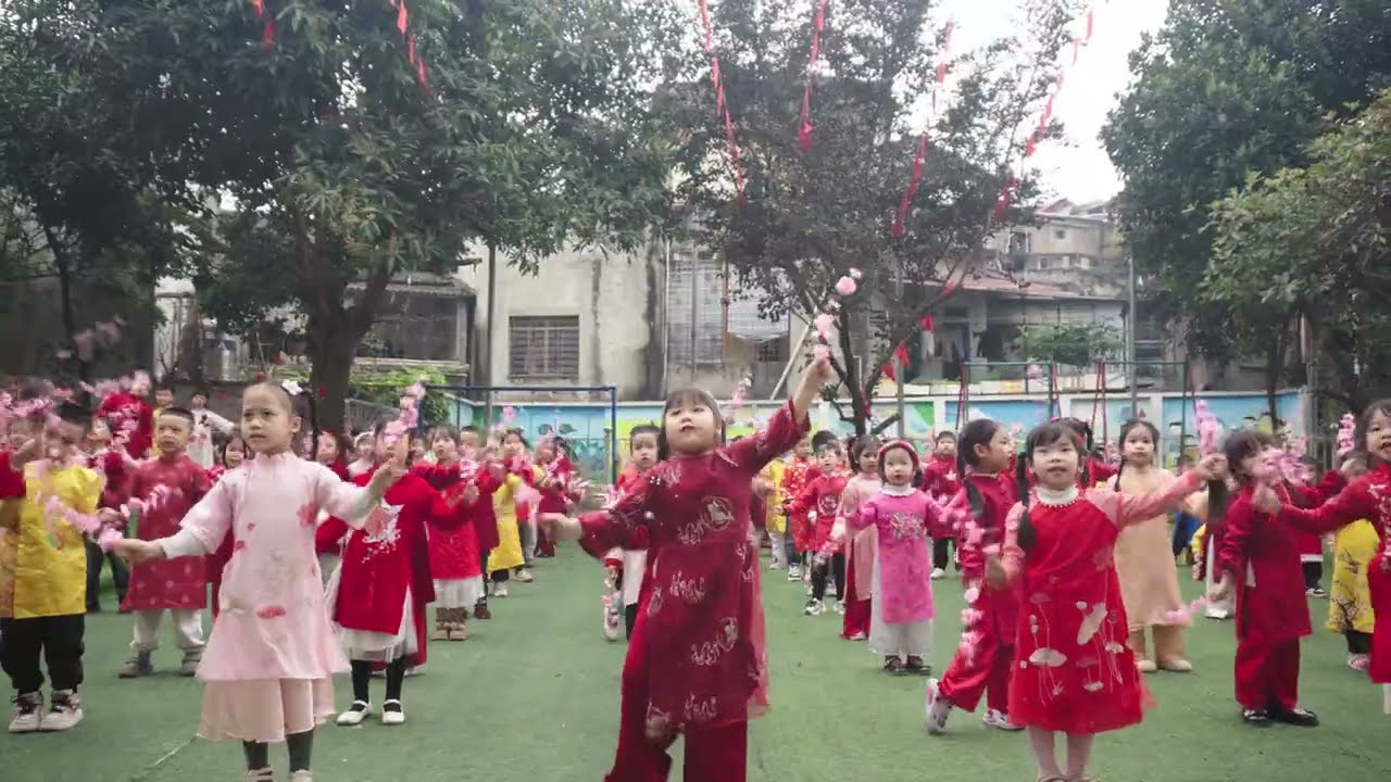 Đồng diễn: Tết Là Tết trường mầm non Ánh Dương (phường Yên Bái)