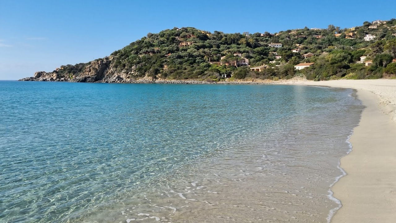 Torre delle stelle... spiaggia di Genn’e Mari Sardegna [4k] - YouTube