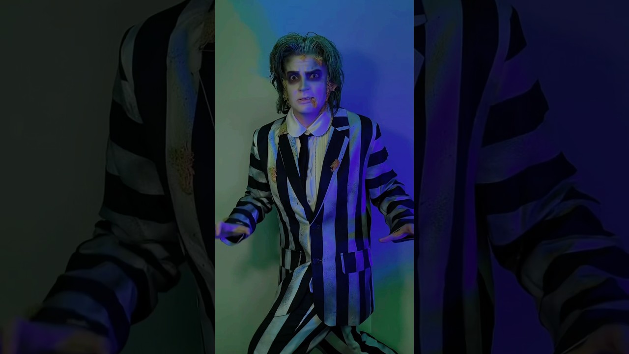 BEETLEJUICE, RUN!!! #beetlejuice #beetlejuicebeetlejuice #delores #beetlejuicecosplay