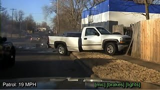 Download Lagu Chaotic pursuit of fugitive during rush hour in Springfield, MO - Greene County Sheriff's Office MP3