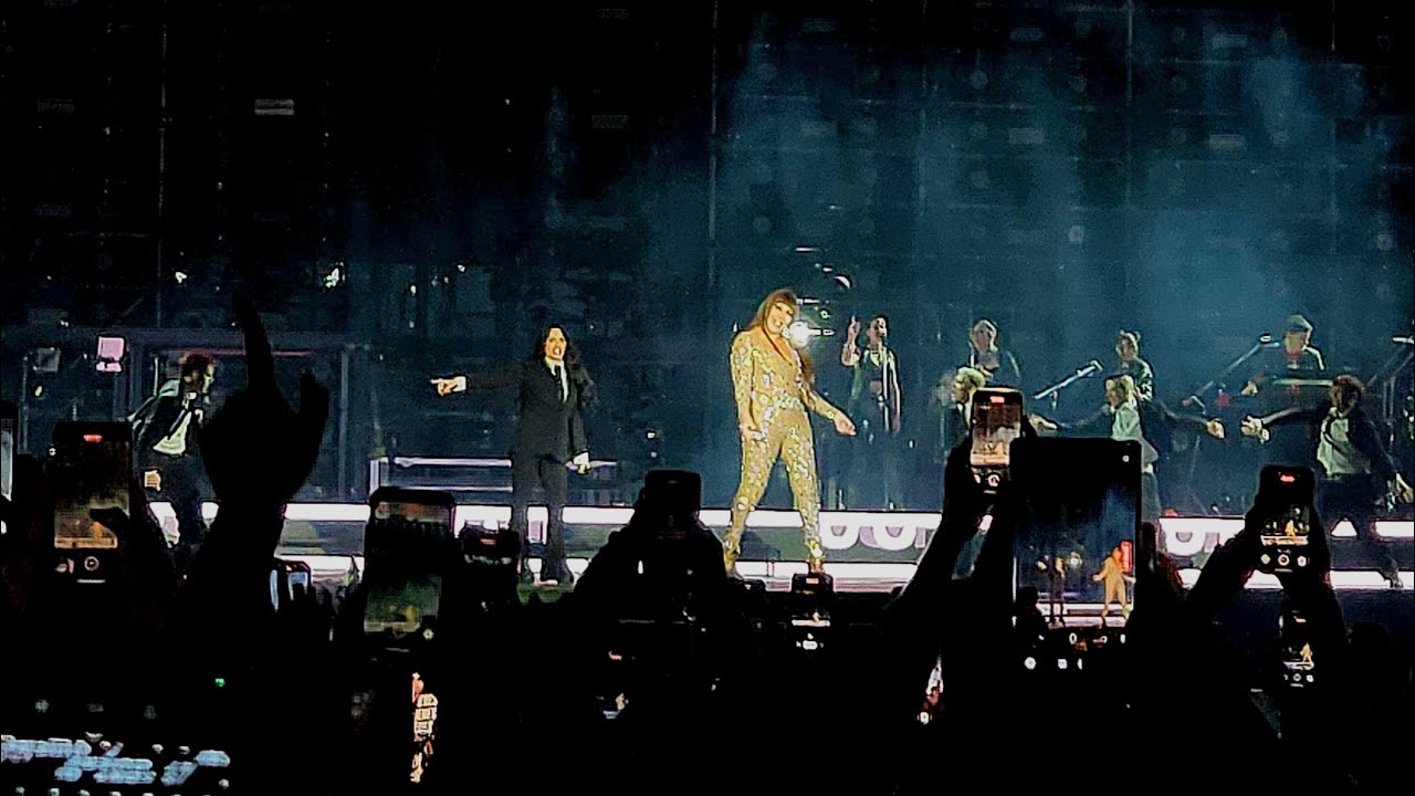 QUIÉNES SON? - Lali y Moria Casan en Vélez 2025