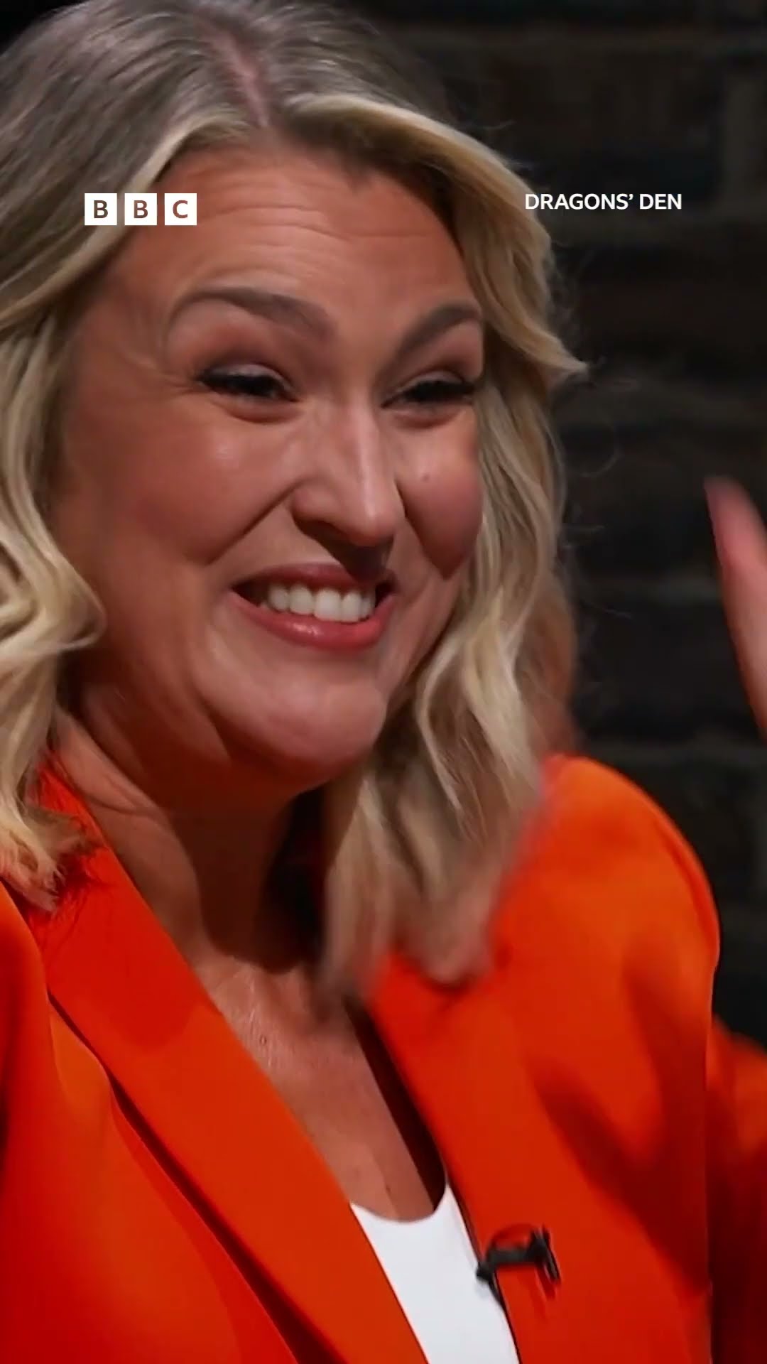 When a dog visits Dragons' Den - BBC