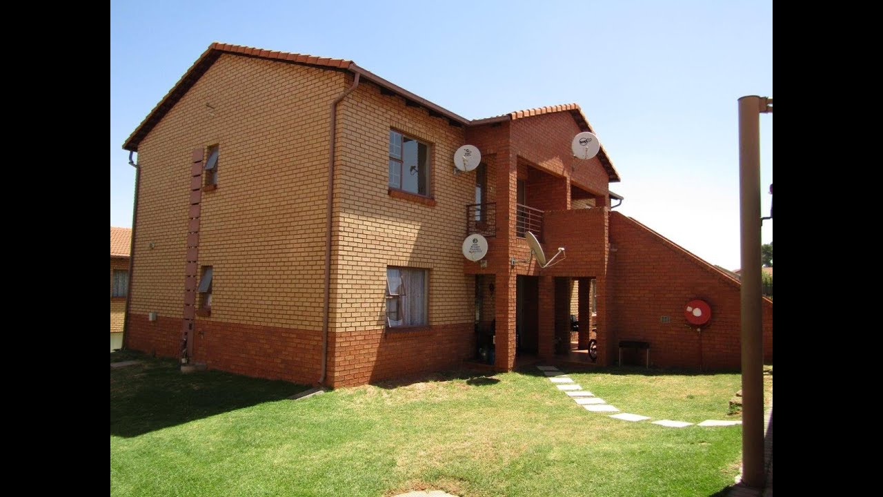 2 Bedroom units in Albemarle Estate close to The Reef shopping centre