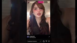 Cantiknya Selebgram Bandung Saat Live Instagram