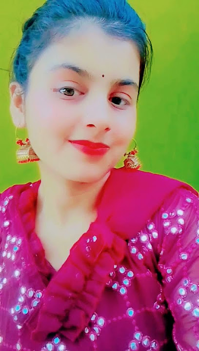 Radha Tera Jhumka Hai Nirala💫💫