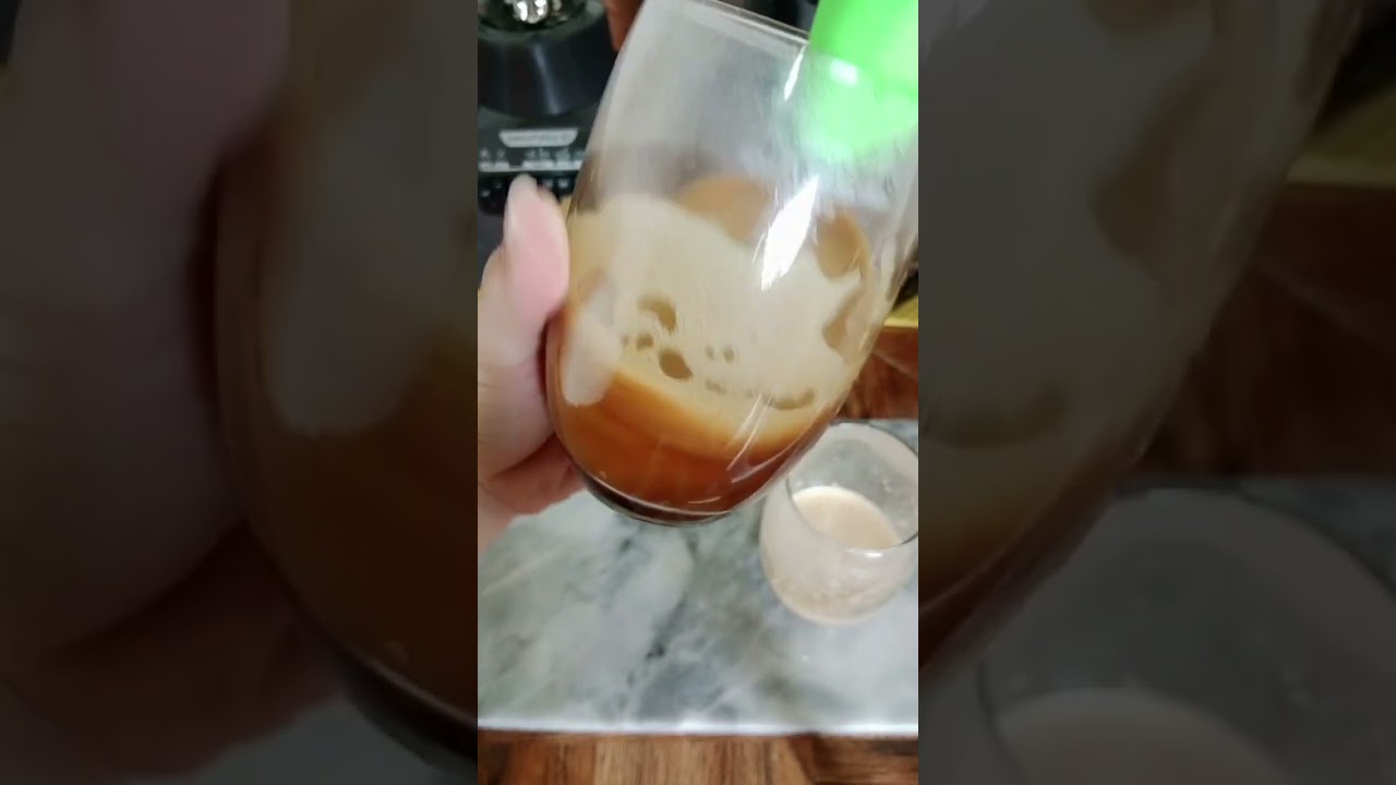 Cómo preparar café con aceite de coco.