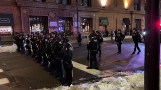 Download Lagu Police in riot gear at downtown Minneapolis ICE protest MP3