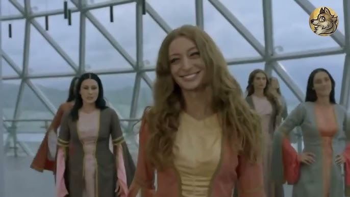 Юбка киген әдемі студенттер