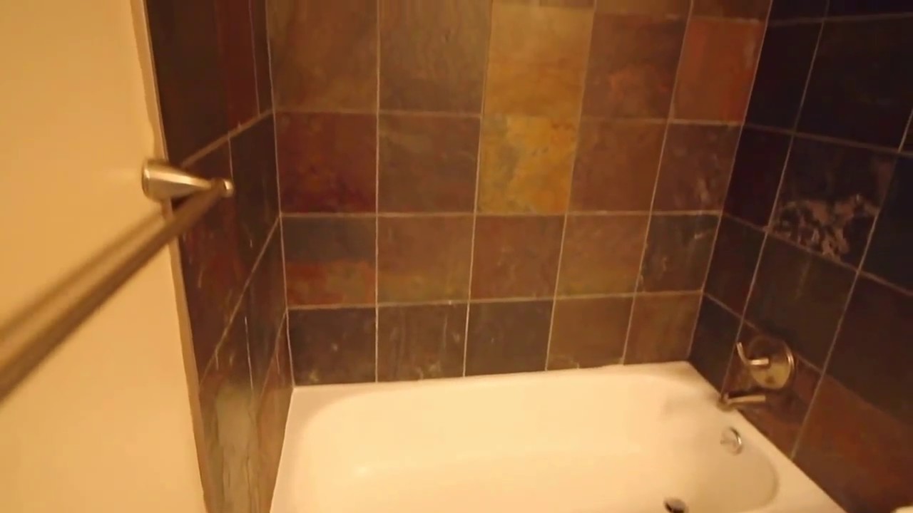 KC498 - Quality Hill Apartments, 2+2