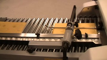 BAUM 714XLT & 8 page forlding down to 4 panel Z fold.