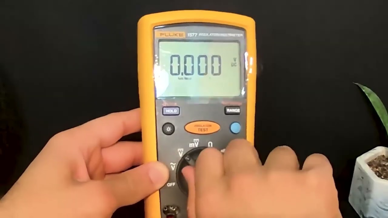 Fluke 1587 FC 2 in 1 Insulation Multimeter, True RMS, Selectable Insulation Test Voltages Review