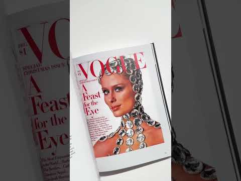 Книга In Vogue : An Illustrated History of the world's Most Famous Fashion Magazine., видео 1