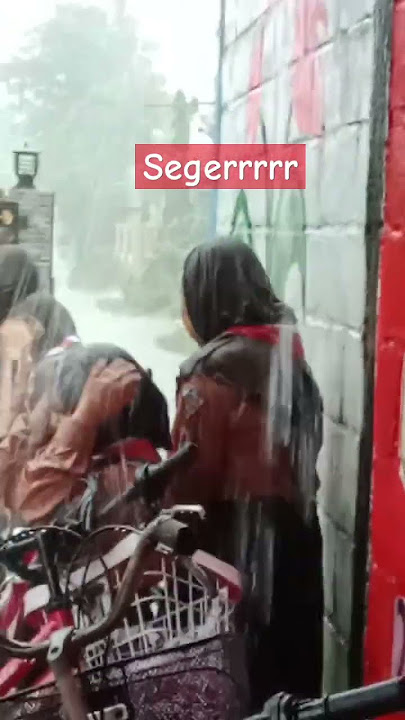 Shower bath alami #hujansore #hujanderas #pramuka #sekolah #smp #sekolahasyik