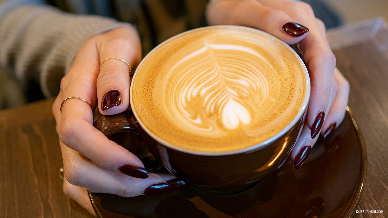 訪問動画で紹介 ニカイノフランクは神戸元町のおすすめ珈琲カフェ 神戸ランチドットコム