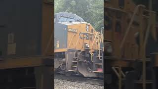 SD40-2 8019 leads m427