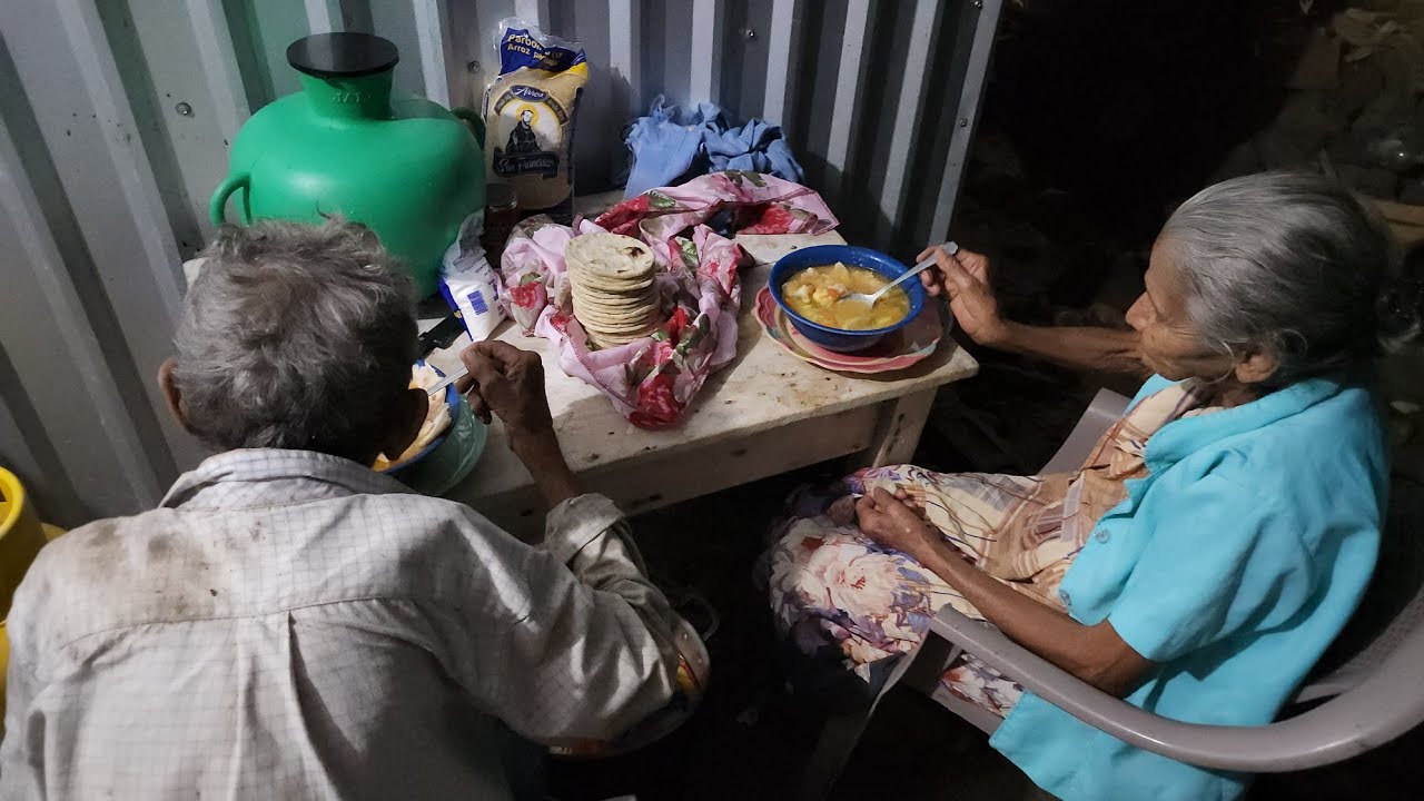 Les cociné en sus 70 años de matrimonio 