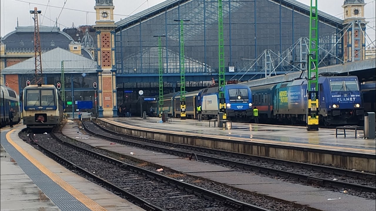 Vlaky Budapešť-Nyugati pu. Trains Budapest-Nyugati pu.