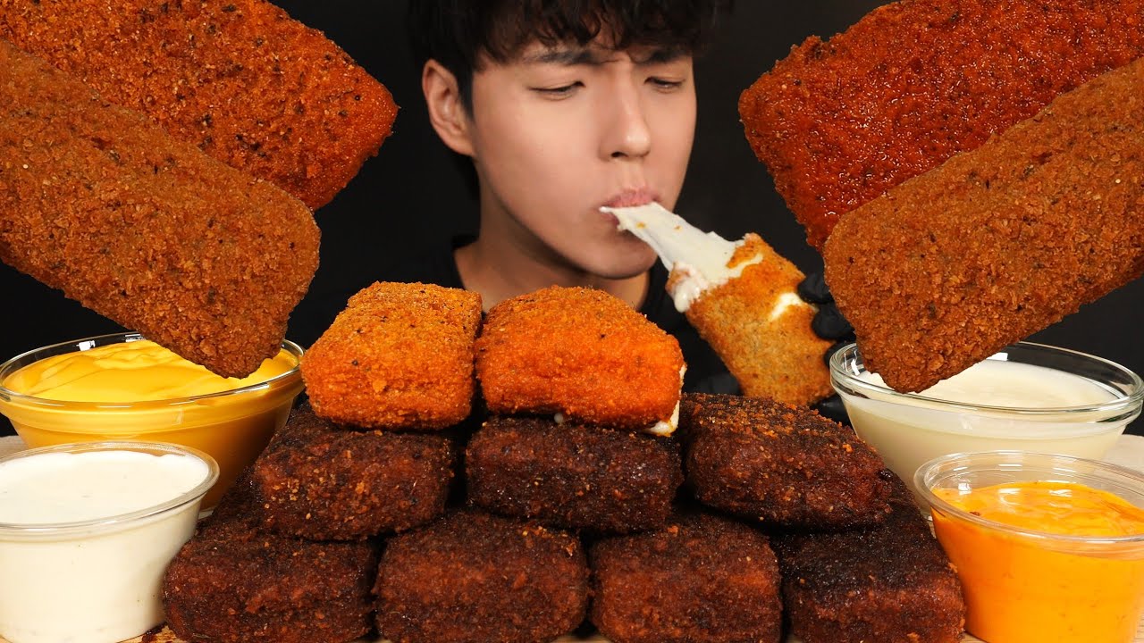 ASMR MUKBANG GIANT FRIED CHEESE STICKS & SPICY CHEESE STICKS (INSANE CHEESE PULL!)