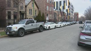 Celebrity Six men robbed at gunpoint within 1 hour in Chicago Profile