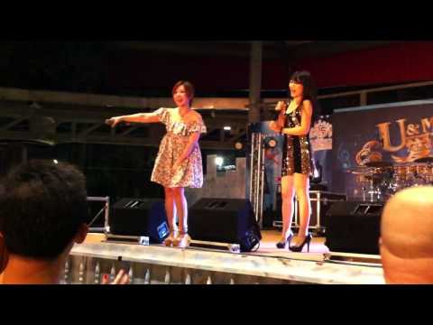 (ending)八仙樂園嘻哈情人夜-新北市文旦柚節 藝人歌手亦帆 帶動唱 三天三夜 &主持人歐陽萱萱   IMG 3077
