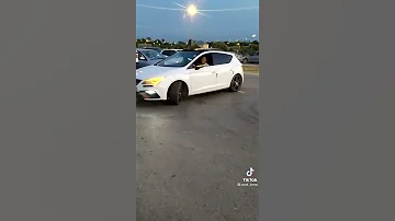 مول Ibiza راه داير حالة 