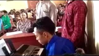 Video thumbnail of "Lagu toraja kikurrean sumanga' - cover nataniel"