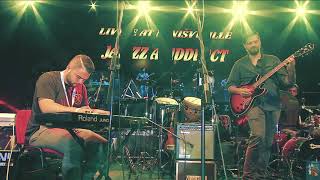 addicts plays afro blue