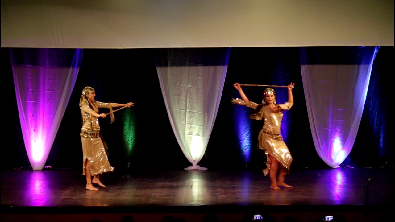 Said - bastão duplo Zahra Li e Ananda Borba