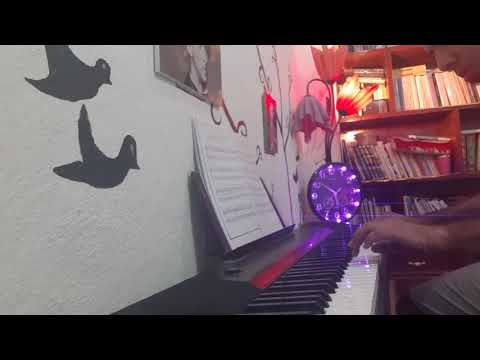 احدى مؤلفات المؤلف الموسيقي الالماني يوهان سباستيان باخ عزف الملحن علي الخفاف