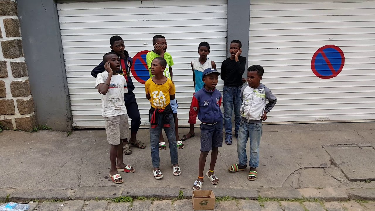 Akaiky Mpamonjy by The Underground Boys of Tana