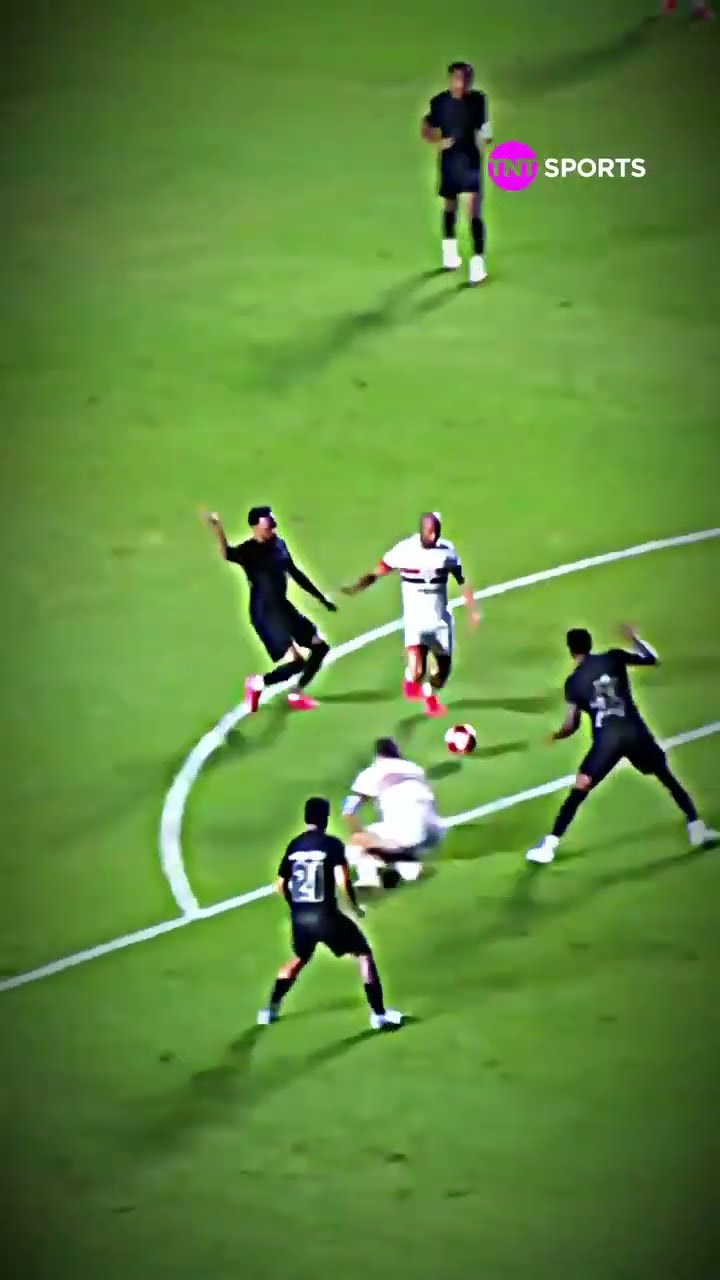 OLHA COMO O JORGE IGGOR 'NARROU' O GOLAÇO DO LUCAS NO MAJESTOSO!