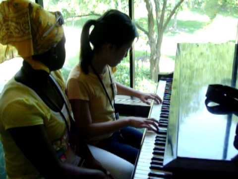 Annie Chen playing Bella's Lullaby on Piano