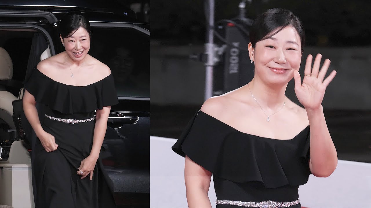 라미란 Ra Miran: 2024 청룡영화제 시상식 레드카펫 (Blue Dragon Film Awards Red Carpet): 241129: 청룡영화상: KBS홀