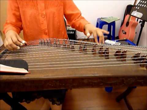 古箏 204頁 霓裳曲 G調 箏曲彈奏集 第一冊 林東河 黃好吟編著