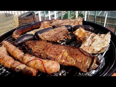 Video: Cómo Cocinar Barbacoa Sobre Carbón