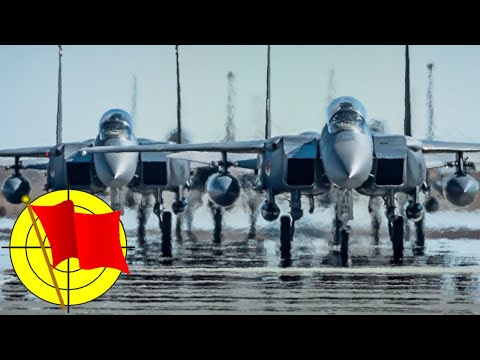 Red Flag 2022-2. Mass takeoff of F-15 and F-16 fighters during exercises in the USA.