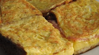 توست بالبيض و الجبن بالطريقة الفرنسية لفطور الصباح ، محضر بتوست القمح الكامل Toast Croque Monsieur