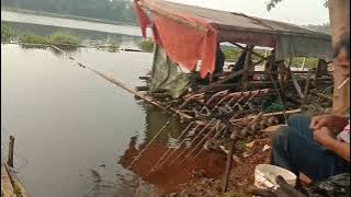 Mancing saguling  sambaran nya sampei kewalahan