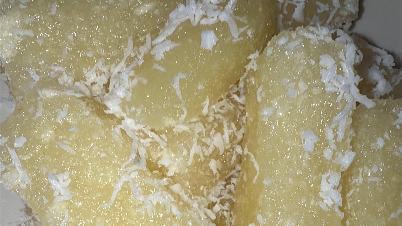 ເຂົ້າໜົມມັນຕົ້ນ ขนมมันสำปะหลังนึ่ง