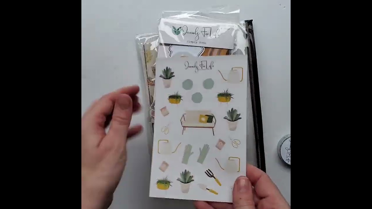 Simply Home: Pack A Kit With Me! Everyday Travelers Notebook Kit.