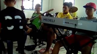 Download Lagu Mr Sanuh Bayak Band MP3 Mr Sanuh Bayak Band