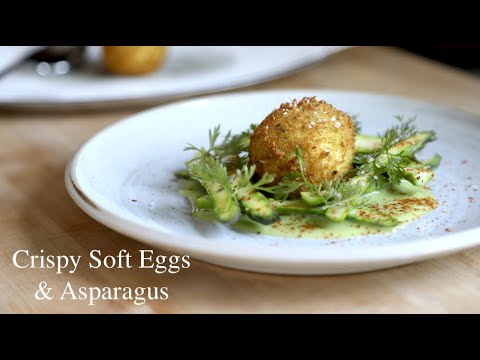 Crispy soft-boiled eggs with asparagus puree, from the video