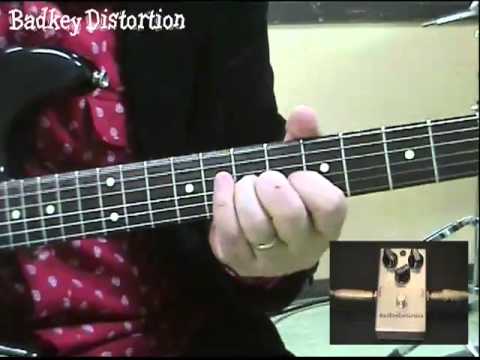 ギター Badkey Saturator2 Badkey Saturator II Ensemble demonstration - YouTube