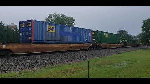 NS 213 Intermodal Taylors, SC with UP leader and 2 NS GEVOS