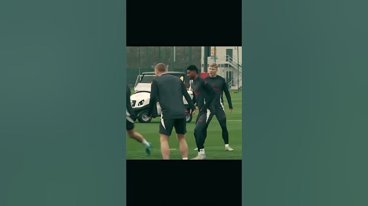 De ligt outskilled rashford 😂 #looboo2010 #football #manutd #rashford #deligt #shorts #shortvideo