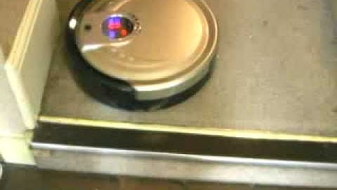 Advanced robot vacuum cleaner